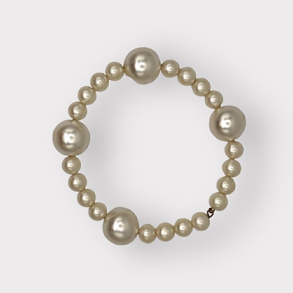 Beaded bracelet faux pearls slip on